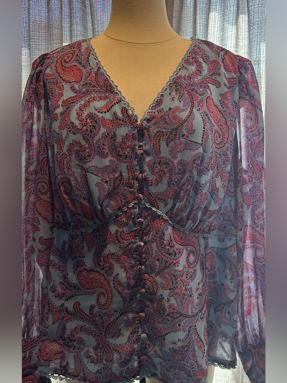 Jessica Simpson Sheer Paisley Button-Front Chemise in Purple and Gray
